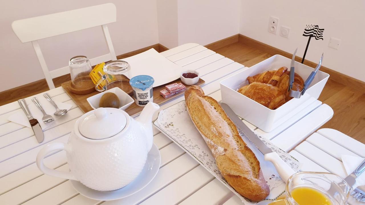 Crown Roads Bed and Breakfast Le Faouët Eksteriør billede