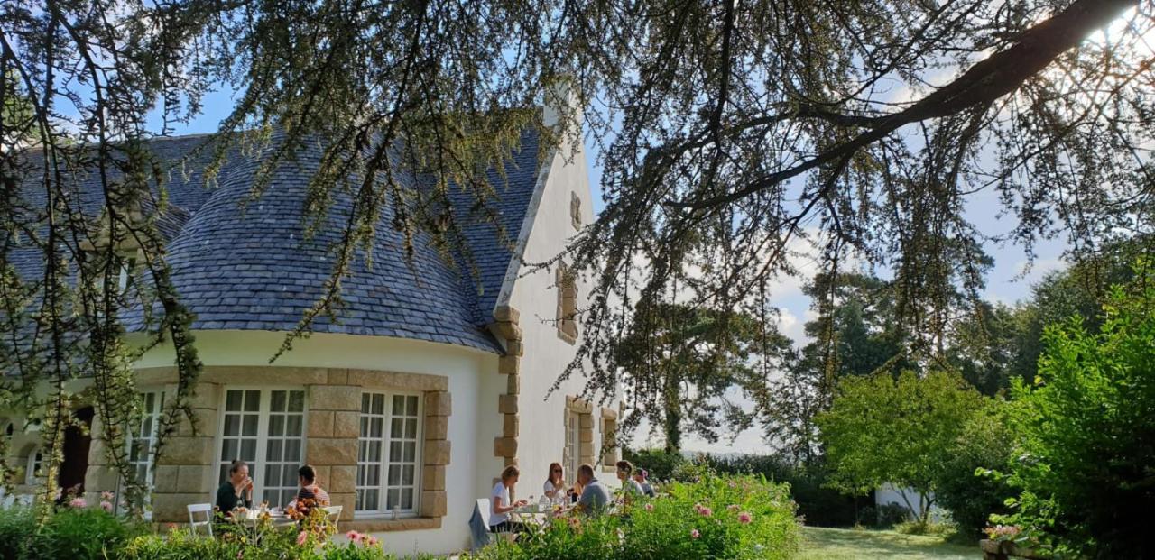 Crown Roads Bed and Breakfast Le Faouët Eksteriør billede